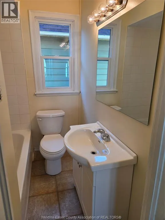285 Elliott STREET West Unit# 2