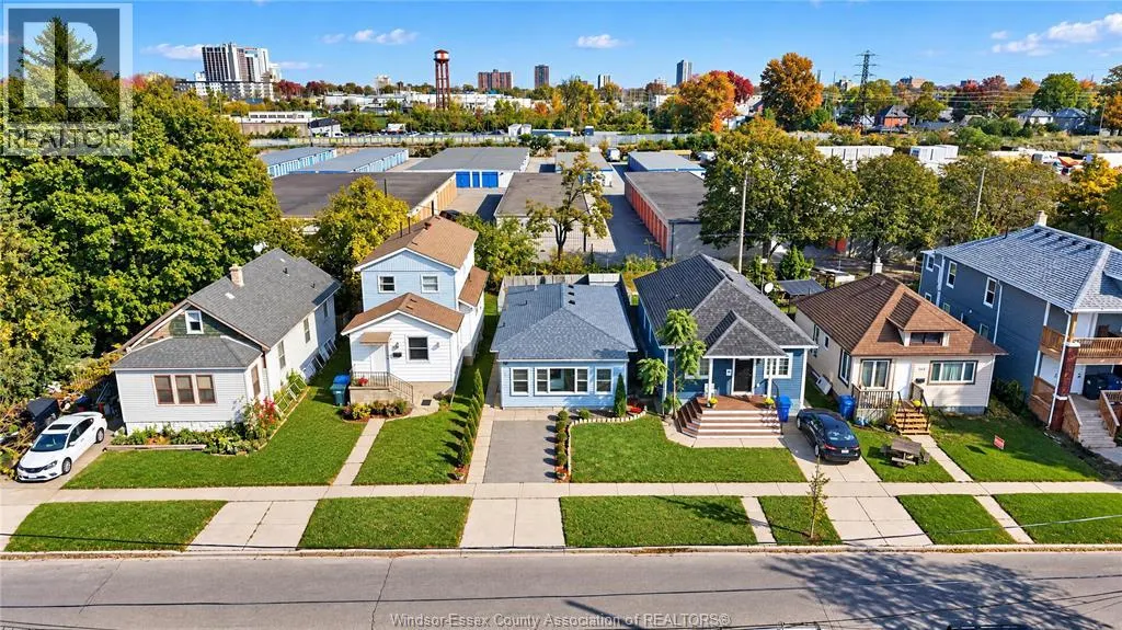 744 Mckay Avenue
