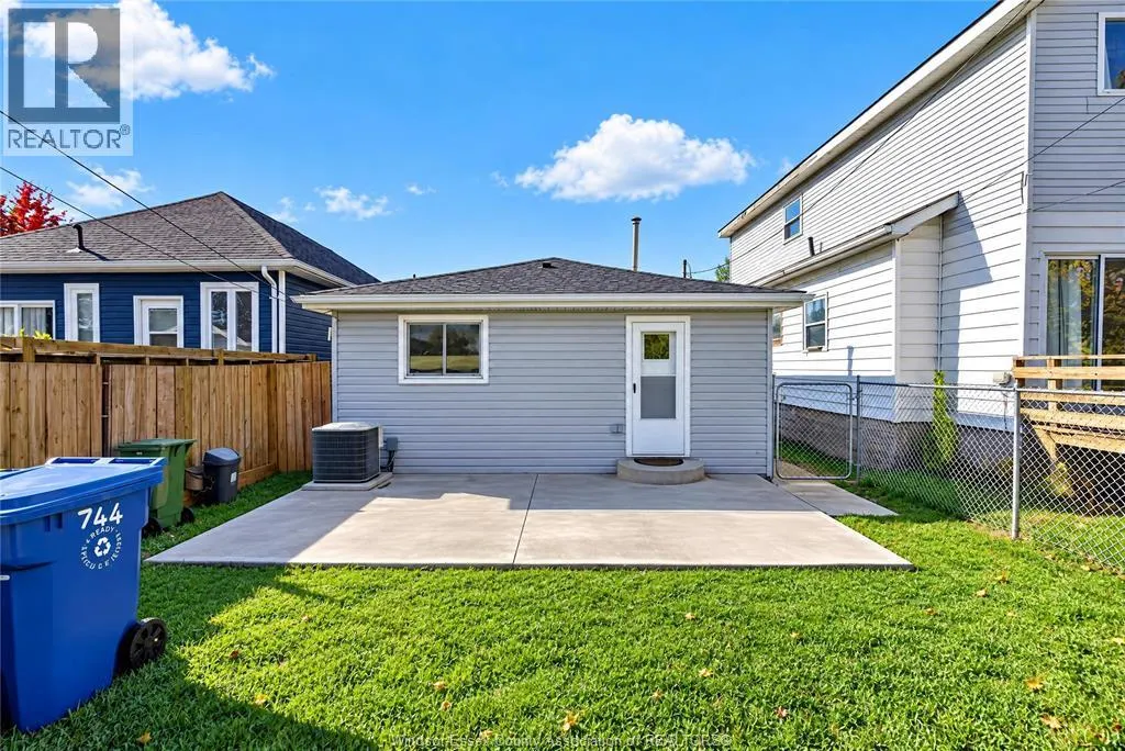 744 Mckay Avenue