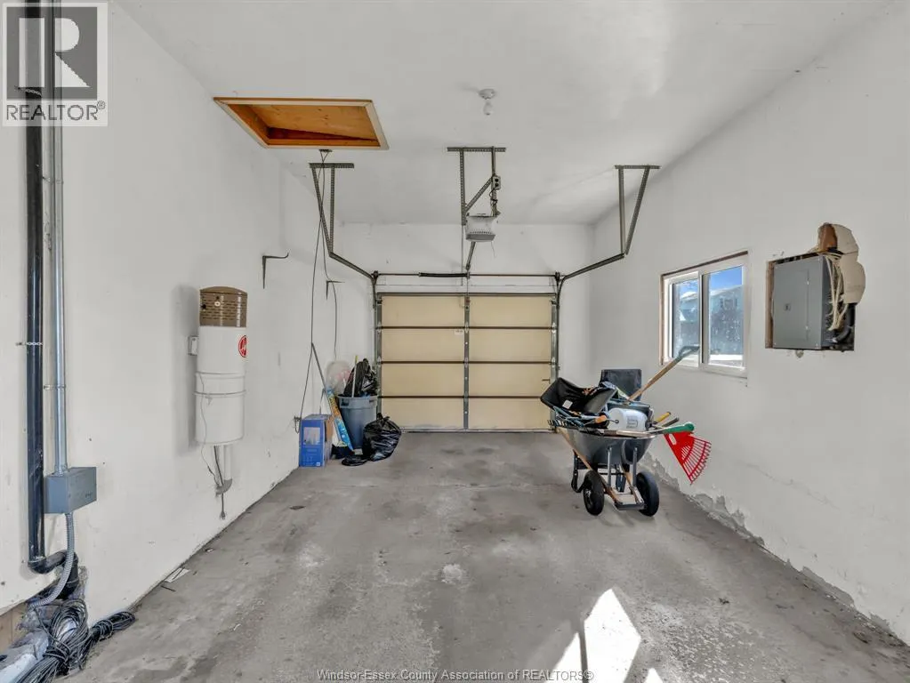 3050 BOUFFARD ROAD