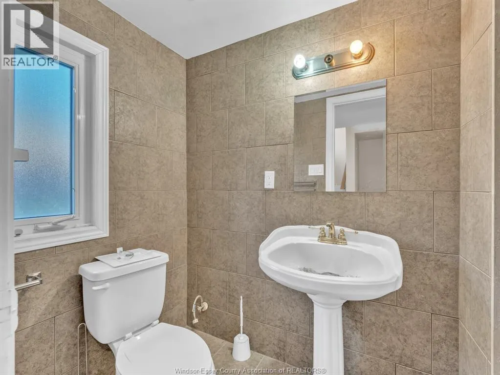 3050 BOUFFARD ROAD