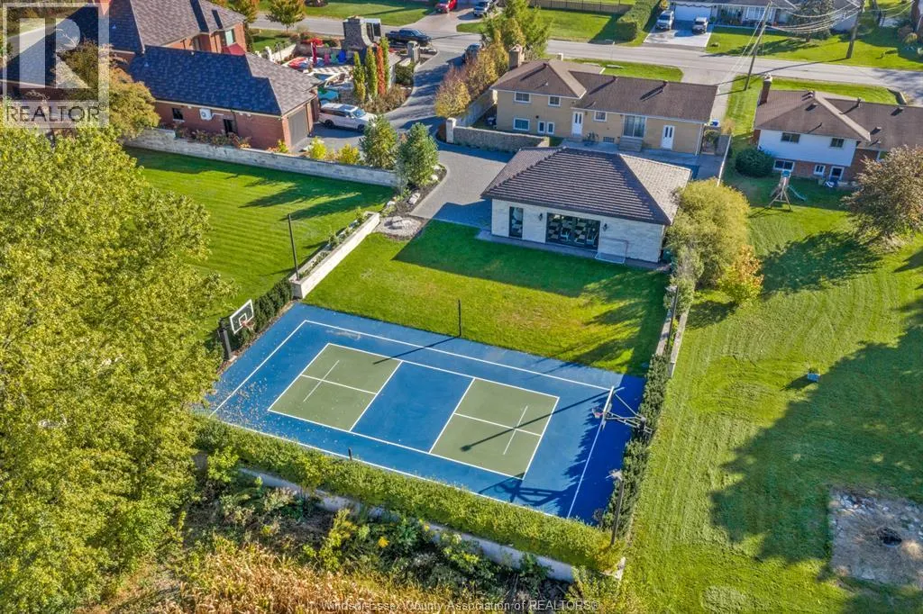 3050 BOUFFARD ROAD
