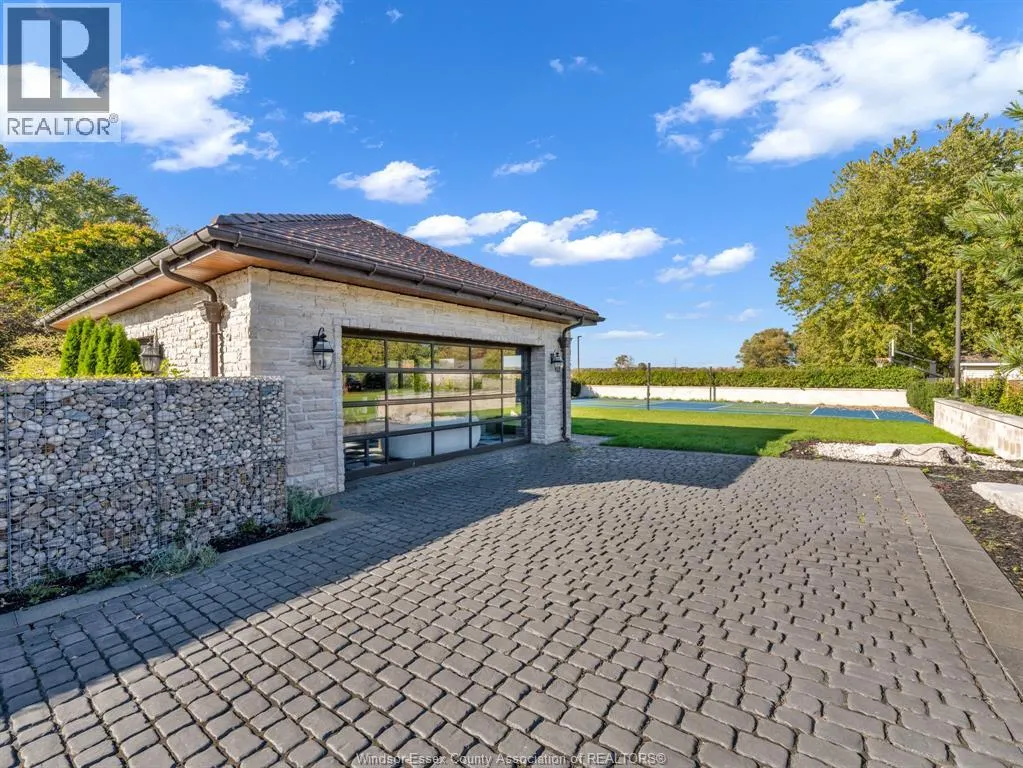 3050 BOUFFARD ROAD