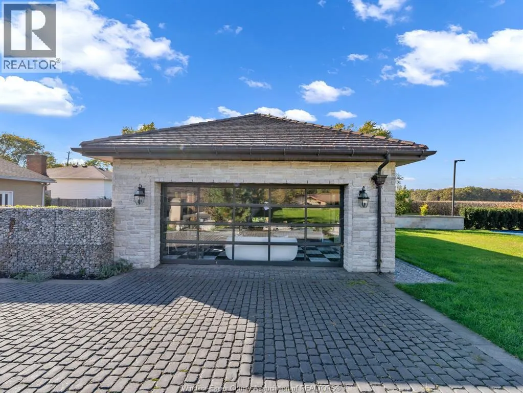 3050 BOUFFARD ROAD