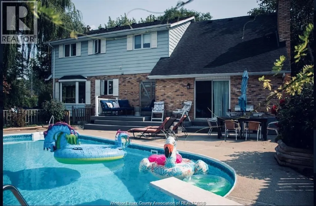 1020 CRESTWOOD COURT