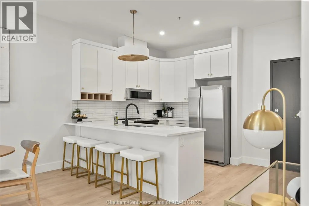 364 Grand AVENUE East Unit# 307
