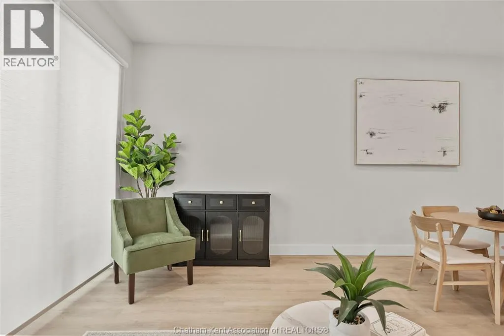 364 Grand AVENUE East Unit# 307