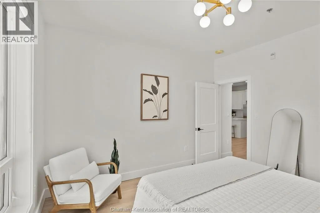 364 Grand AVENUE East Unit# 307