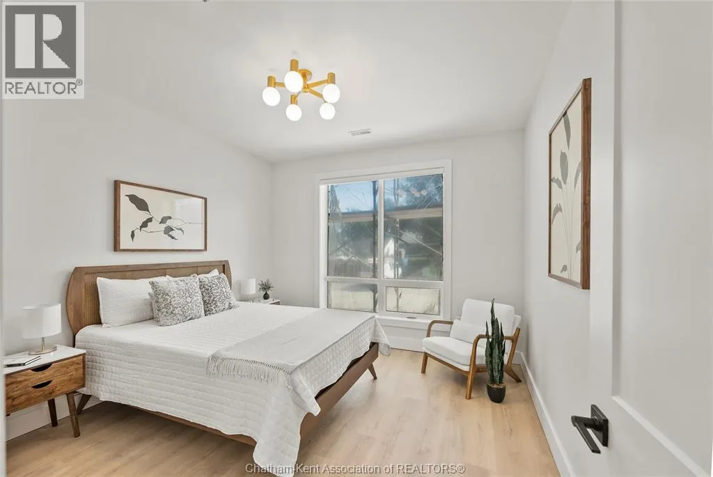 364 Grand AVENUE East Unit# 307