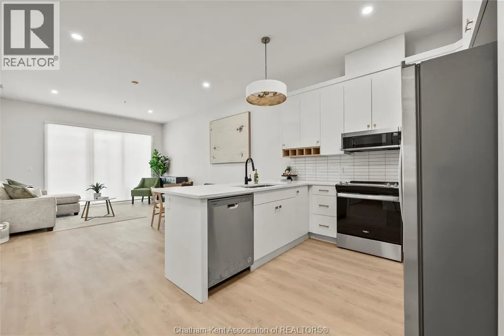 364 Grand AVENUE East Unit# 307