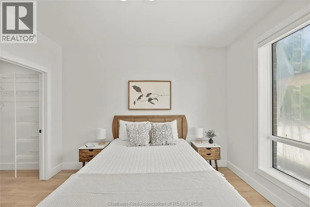 364 Grand AVENUE East Unit# 307