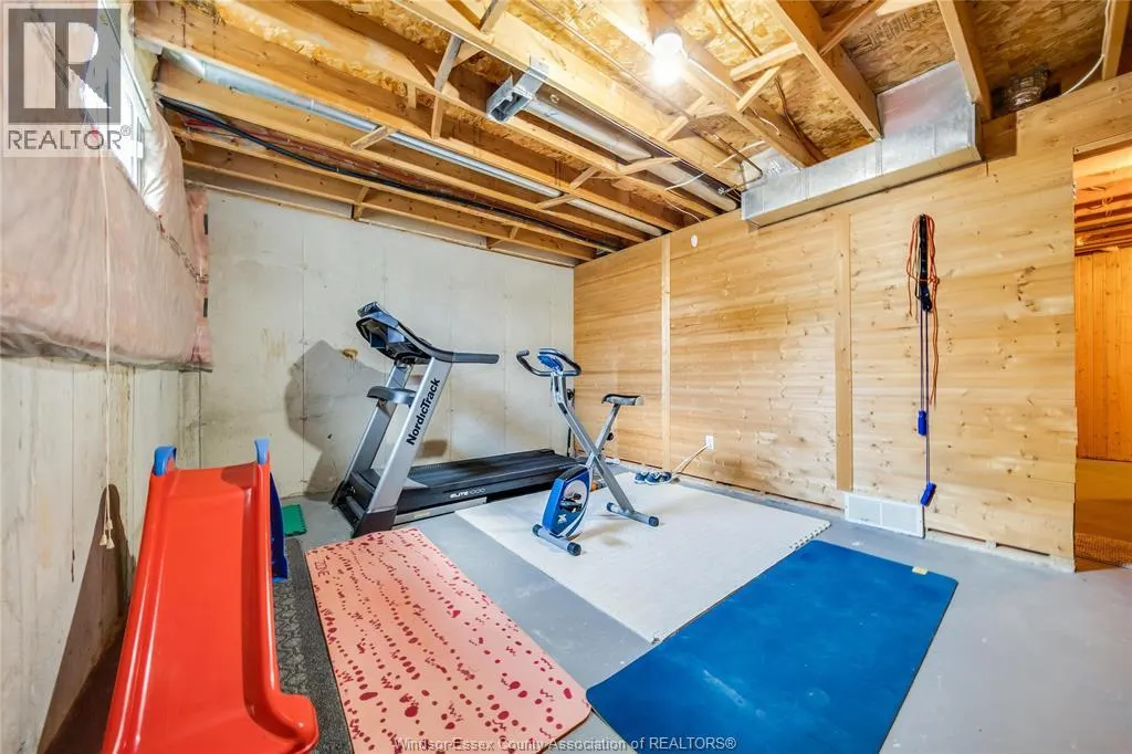 746 MICHAEL DRIVE