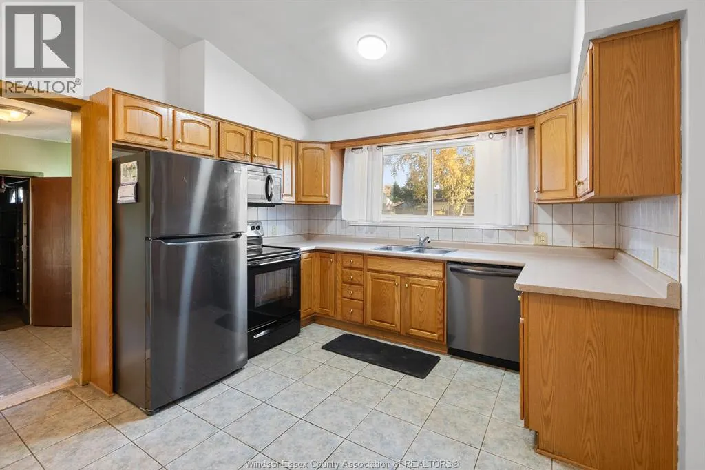 3221 VIRGINIA PARK