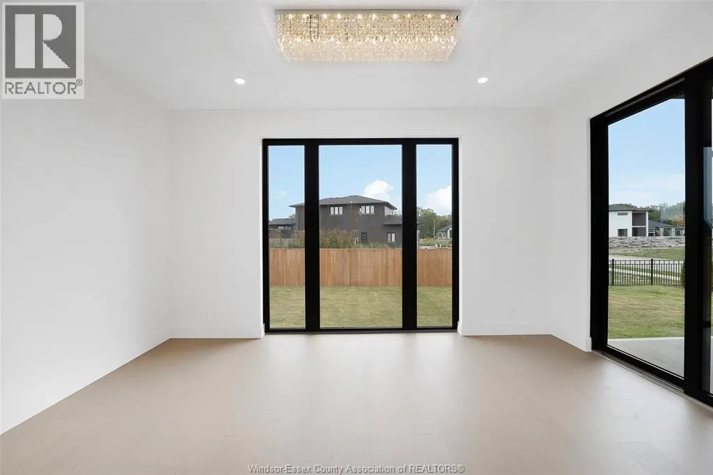 2 PEBBLE BEACH COURT