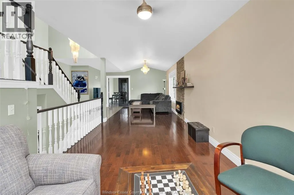 1546 READING STREET