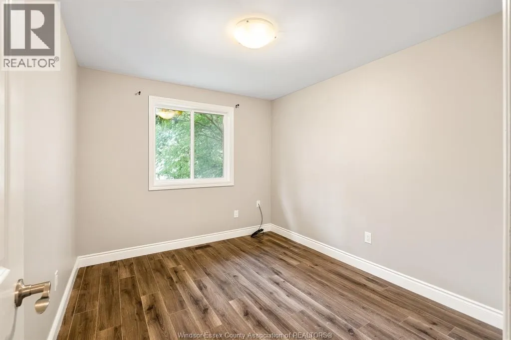 756 Irvine AVENUE Unit# A (UPPER)