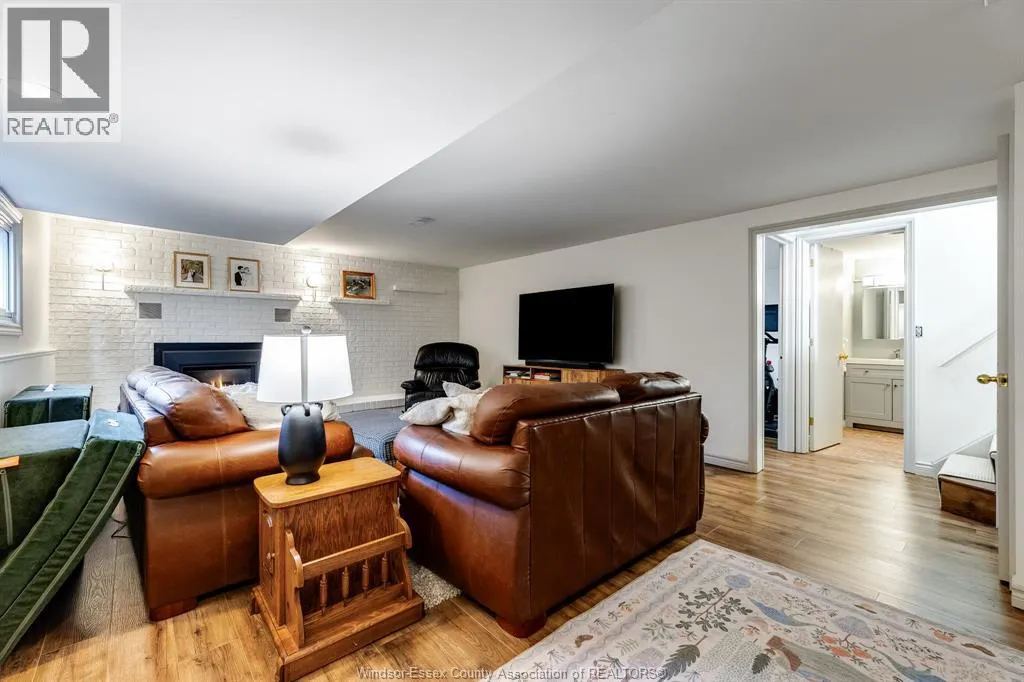 222 Cherrywood