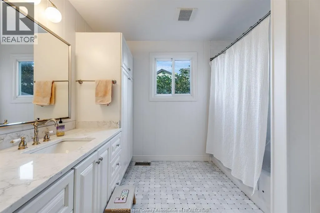 222 Cherrywood