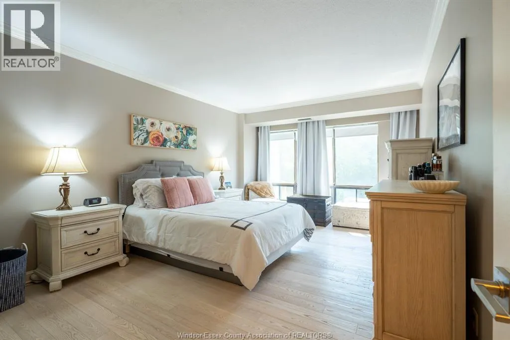 5125 Riverside DRIVE East Unit# 204