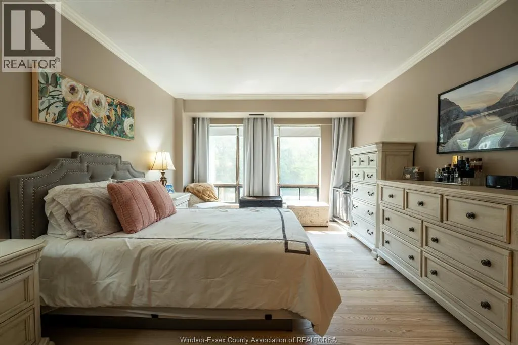 5125 Riverside DRIVE East Unit# 204