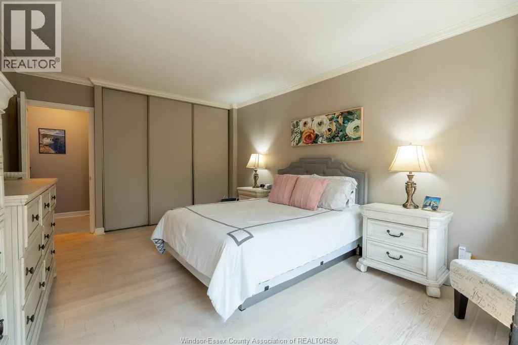 5125 Riverside DRIVE East Unit# 204