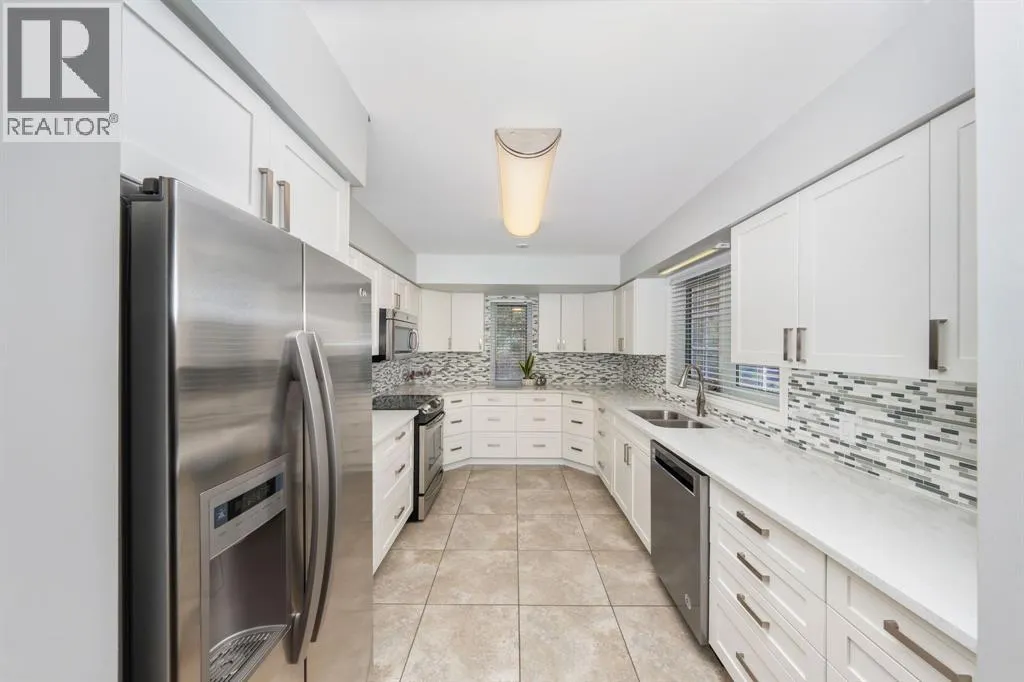 1520 Venetian BOULEVARD Unit# M201