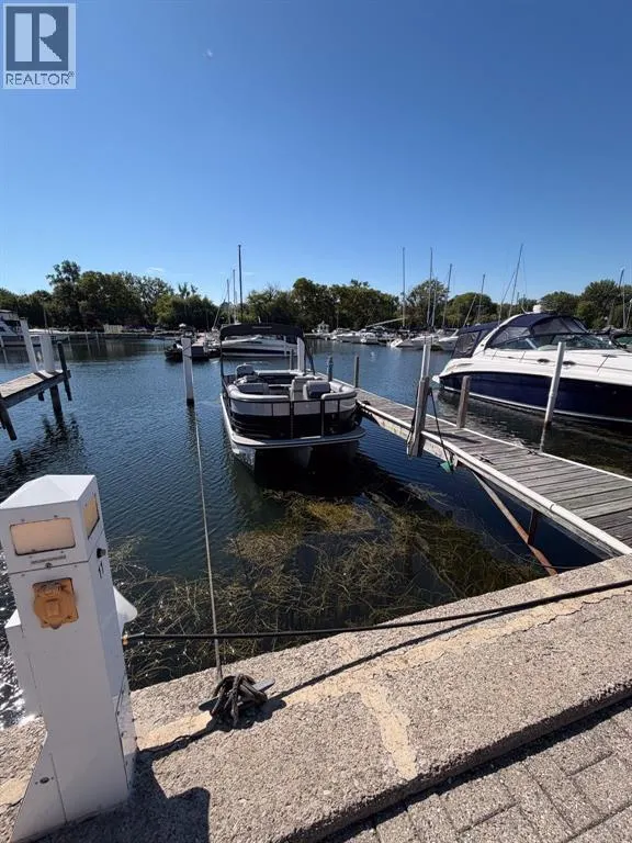 1520 Venetian BOULEVARD Unit# M201