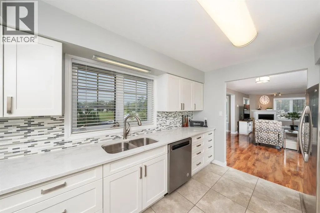 1520 Venetian BOULEVARD Unit# M201