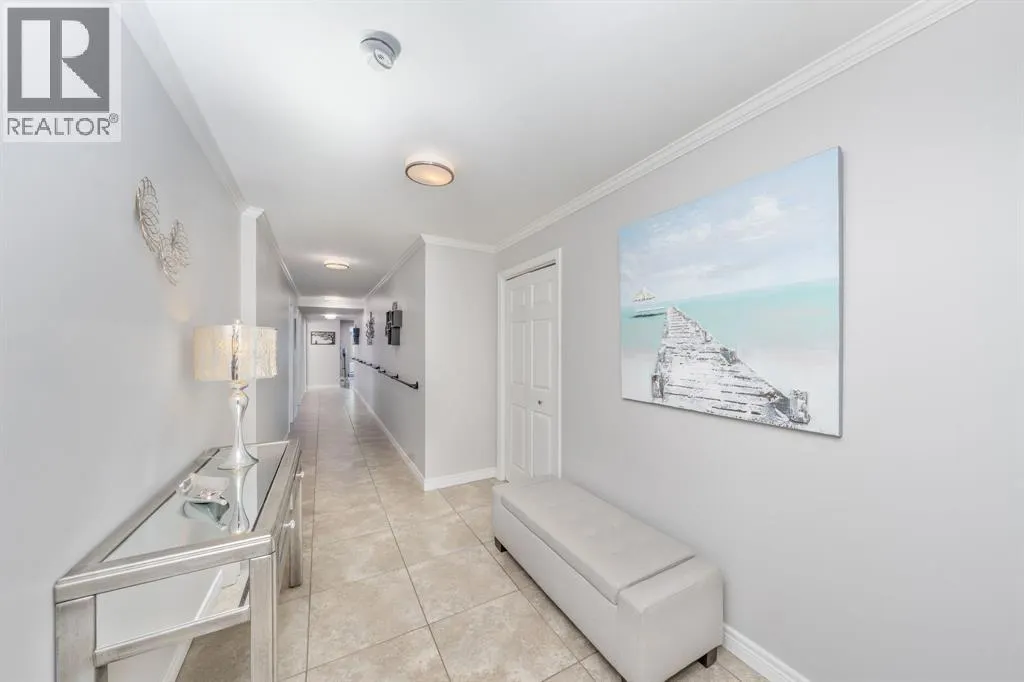 1520 Venetian BOULEVARD Unit# M201