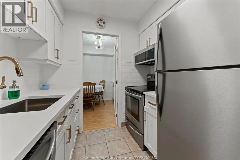 9099 RIVERSIDE DRIVE East Unit# 907W