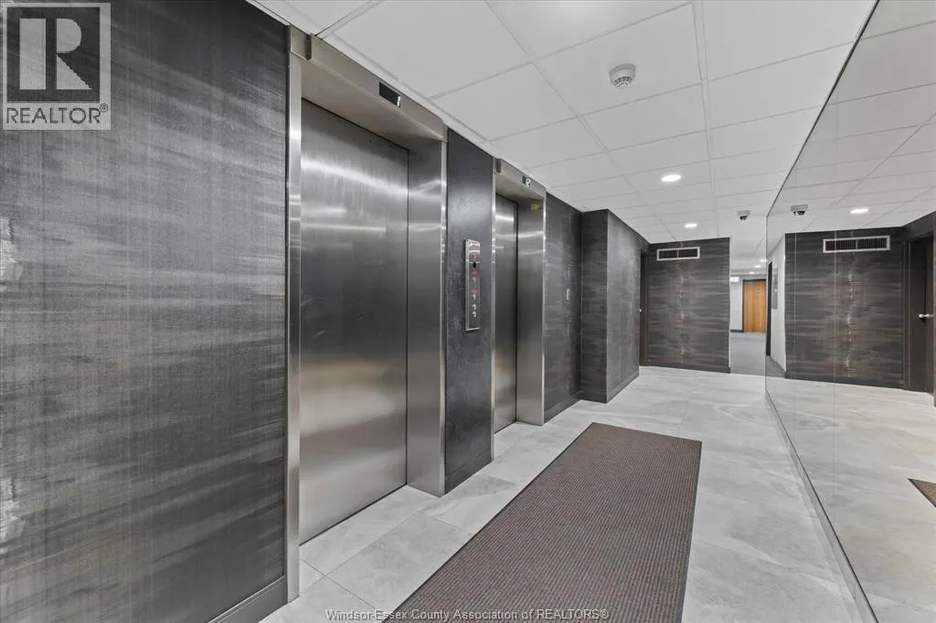 9099 RIVERSIDE DRIVE East Unit# 907W