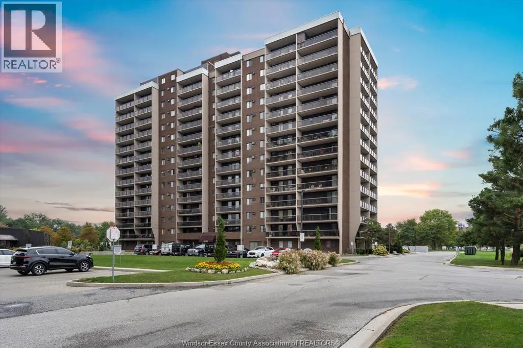9099 RIVERSIDE DRIVE East Unit# 907W