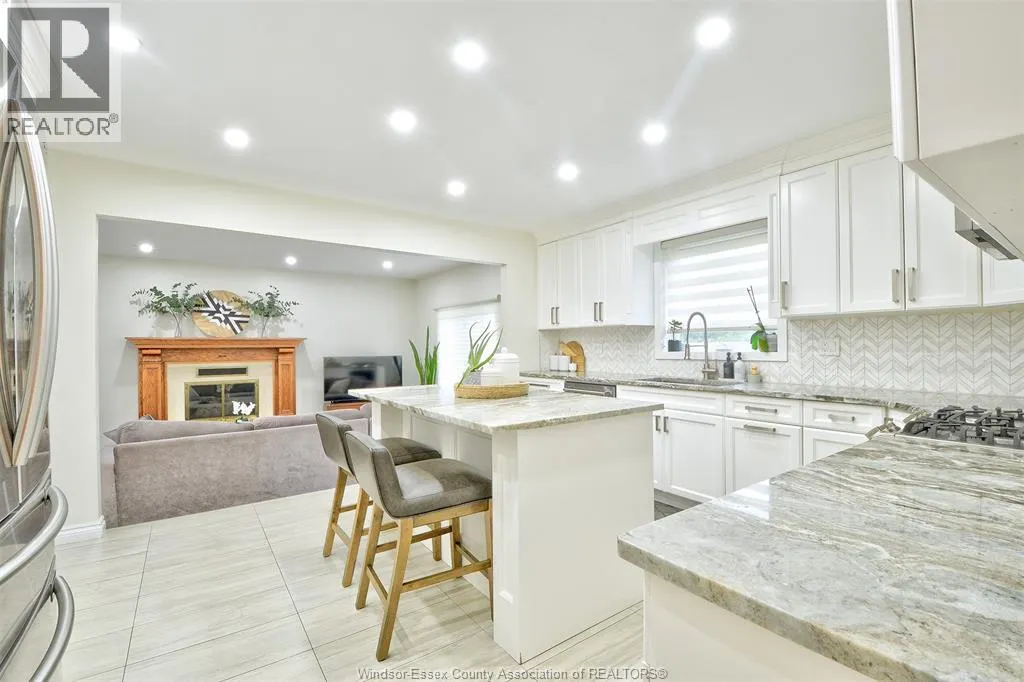2300 Santo DRIVE