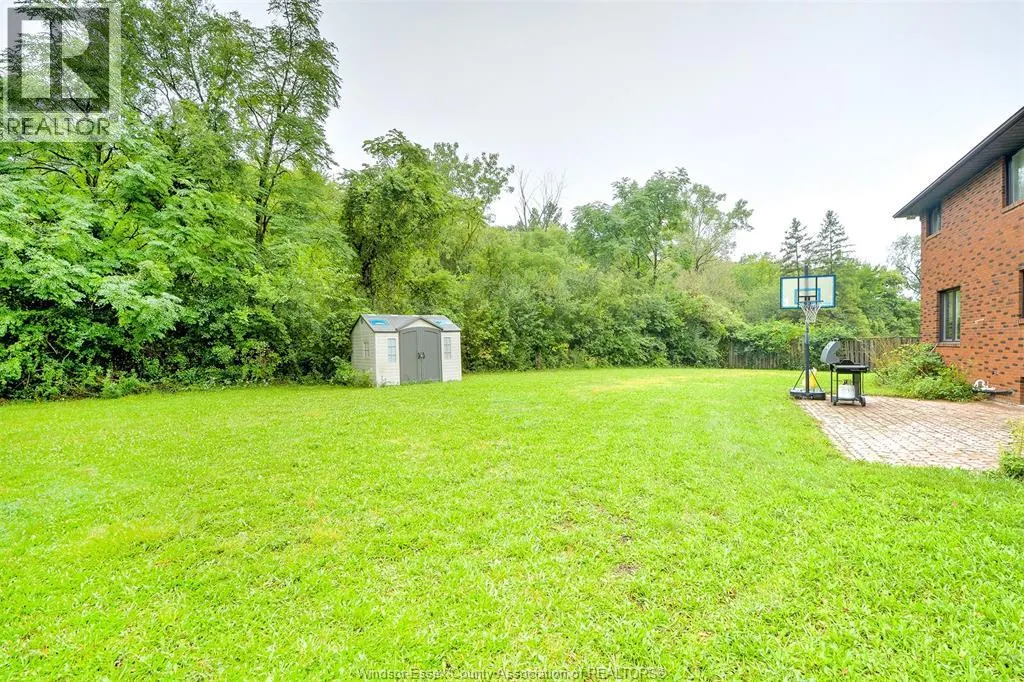 2300 Santo DRIVE
