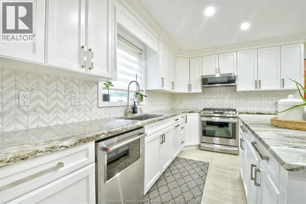 2300 Santo DRIVE