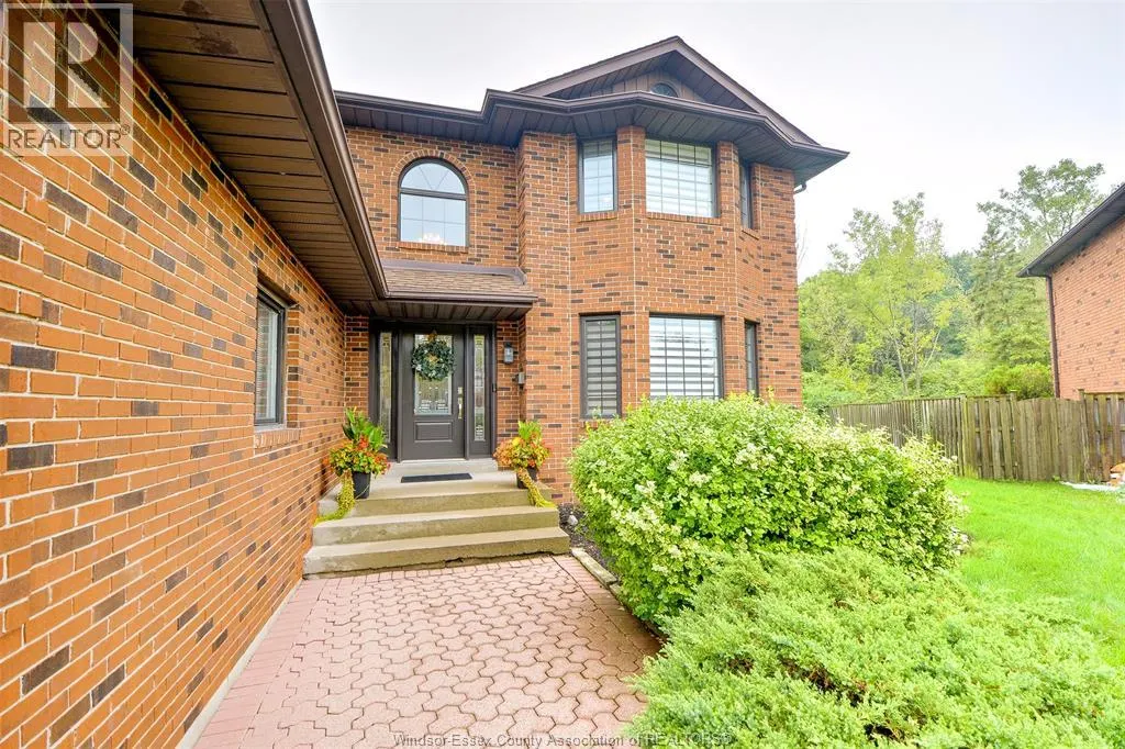2300 Santo DRIVE