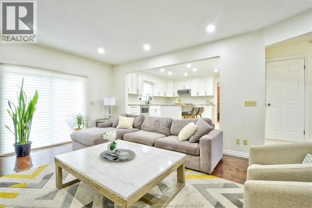 2300 Santo DRIVE