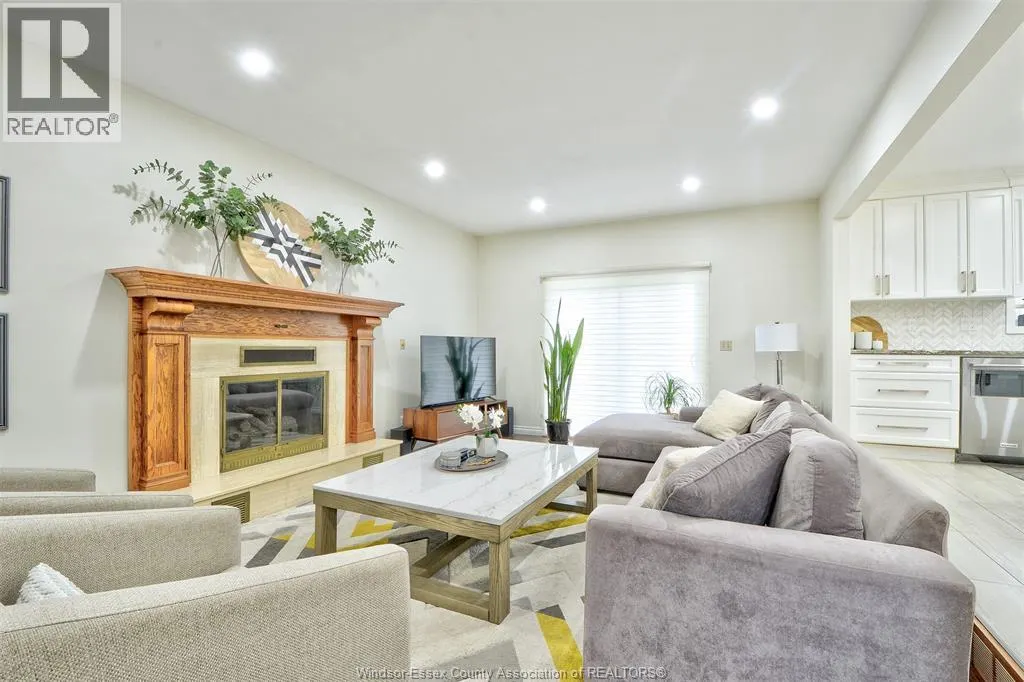 2300 Santo DRIVE