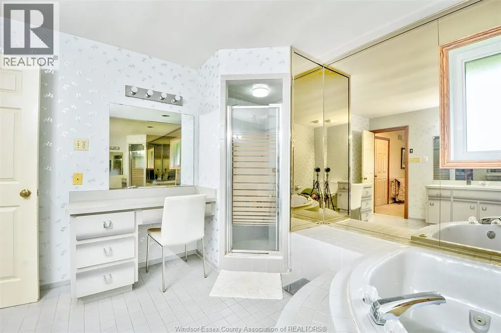 2300 Santo DRIVE
