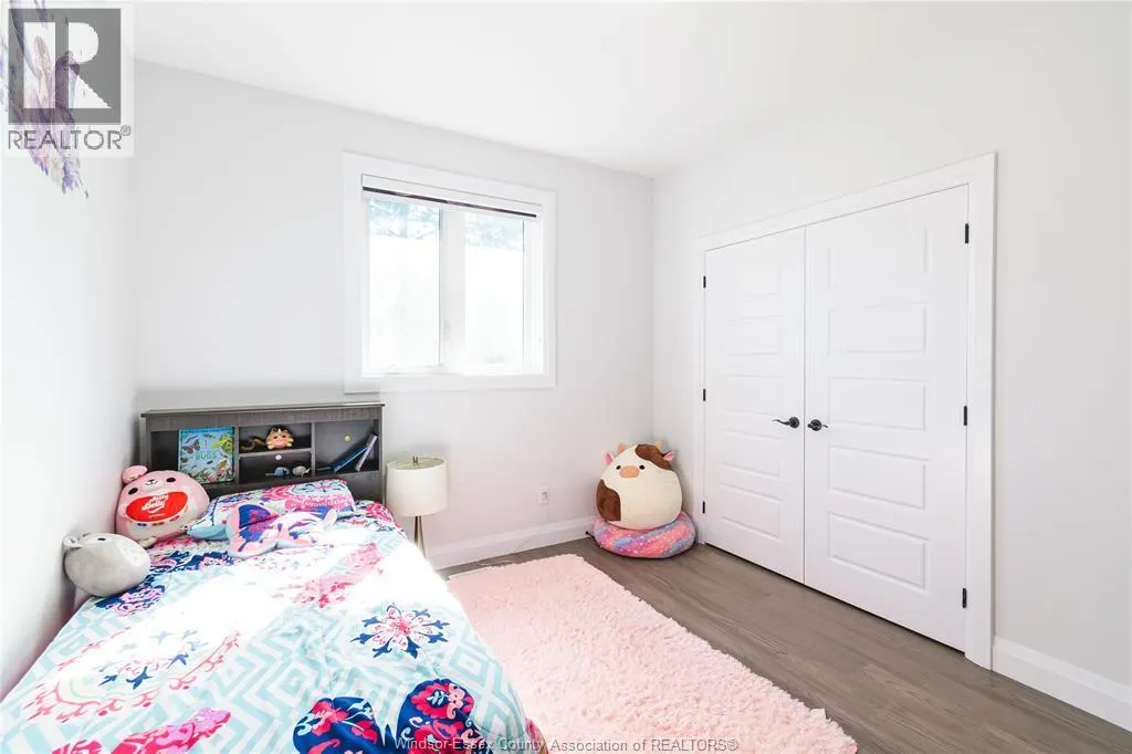 2507 ROXBOROUGH BOULEVARD