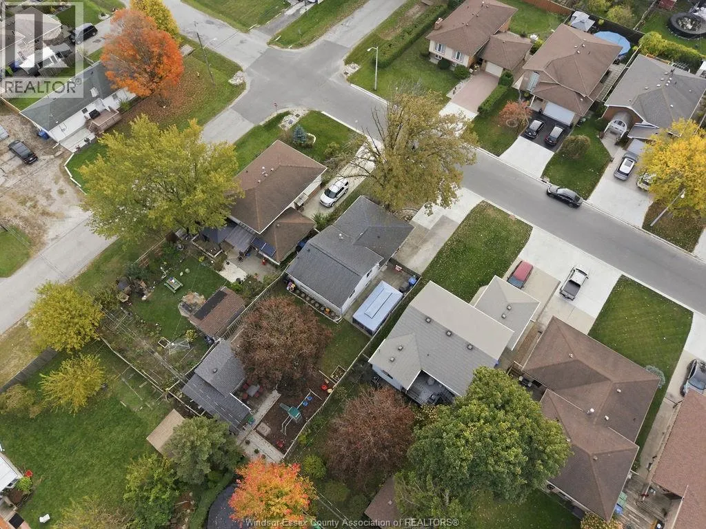 3792 BYNG RD