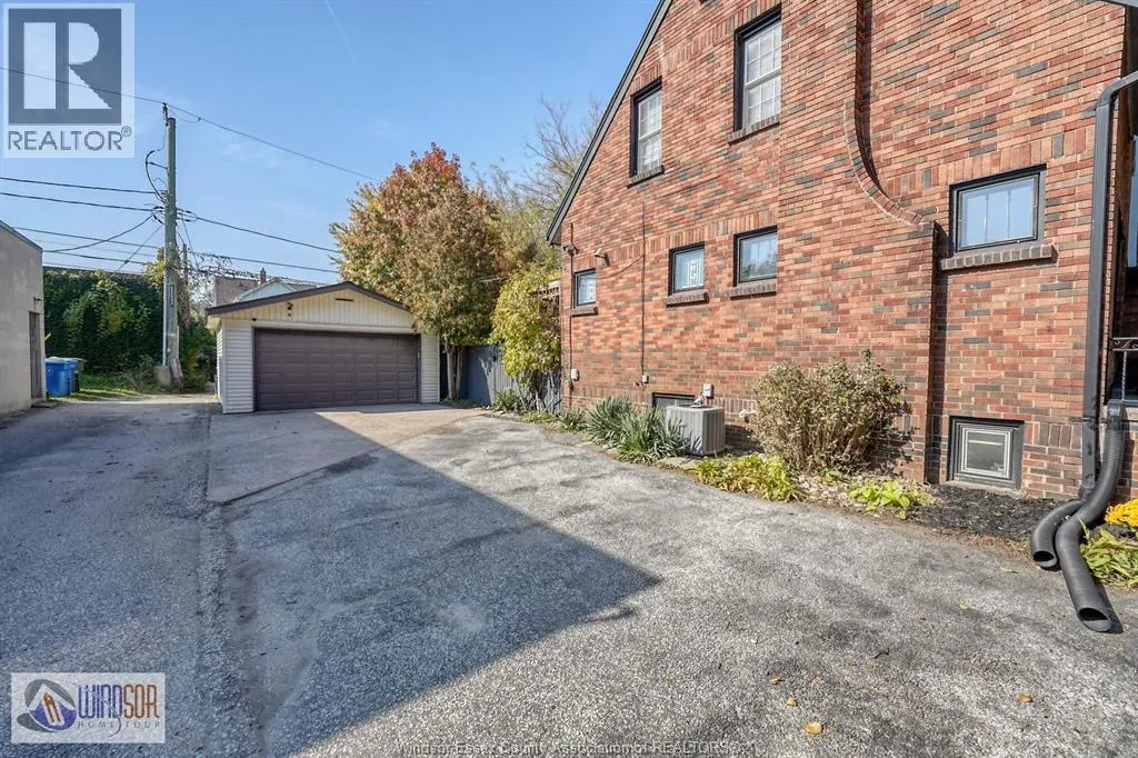287 PRADO PLACE