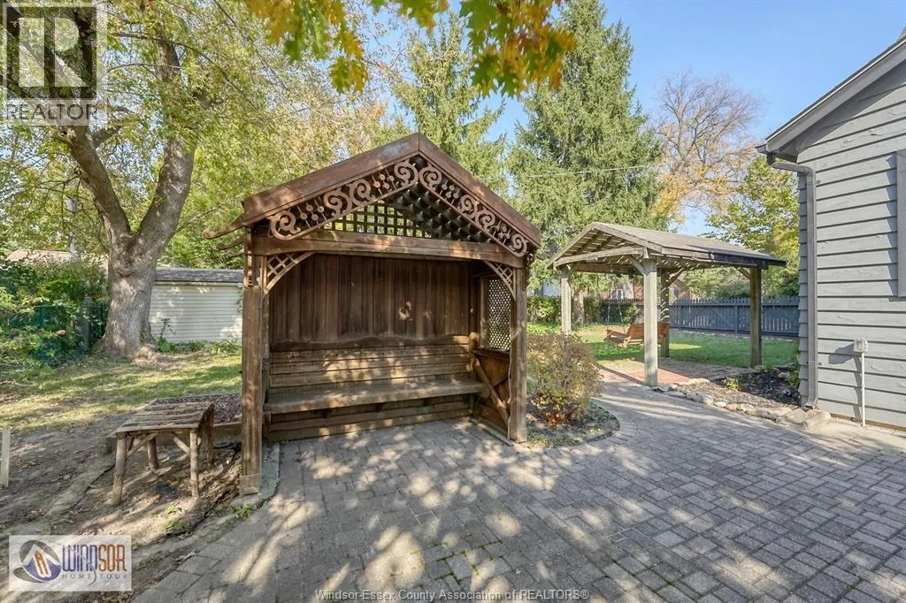 287 PRADO PLACE