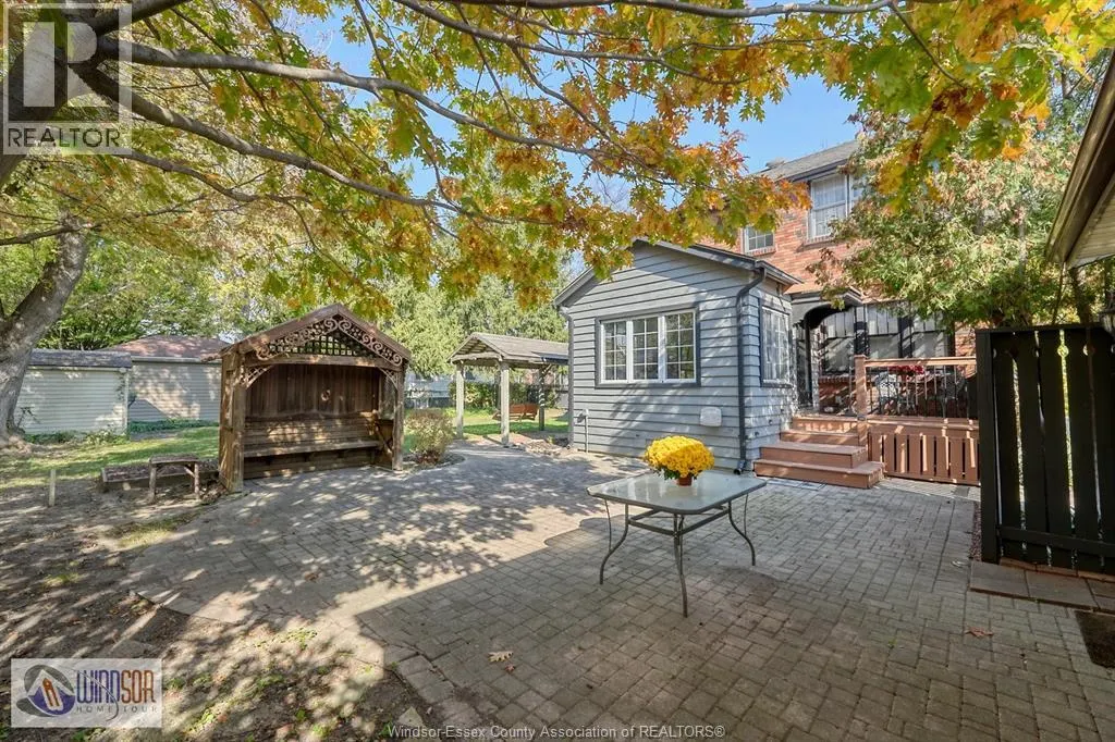 287 PRADO PLACE