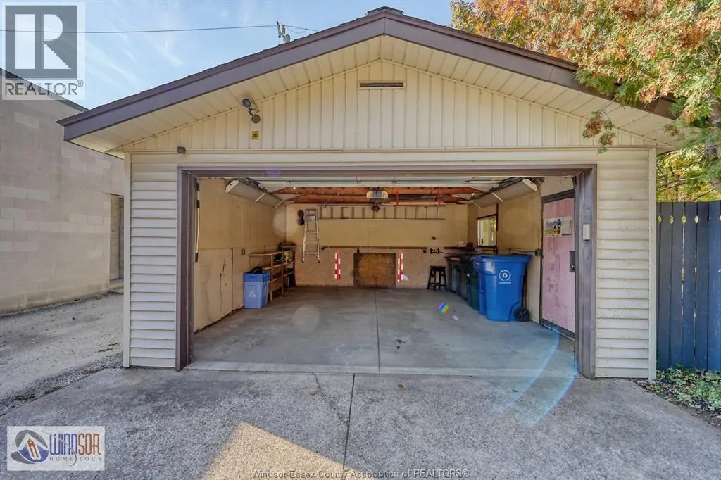 287 PRADO PLACE