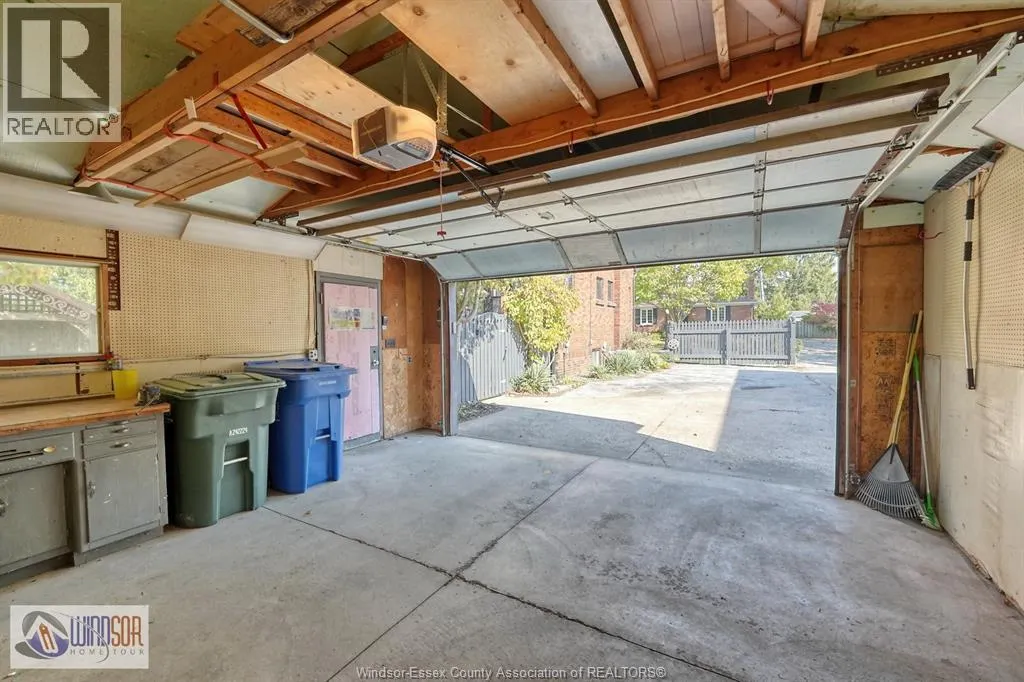 287 PRADO PLACE