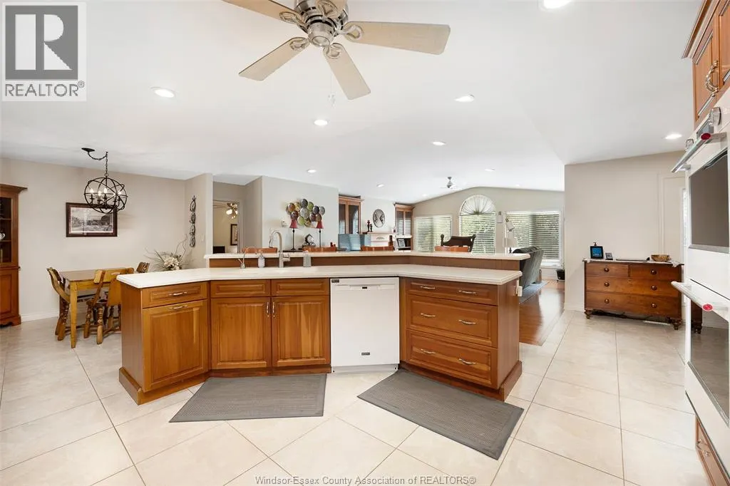 6944 CONCESSION 6 North
