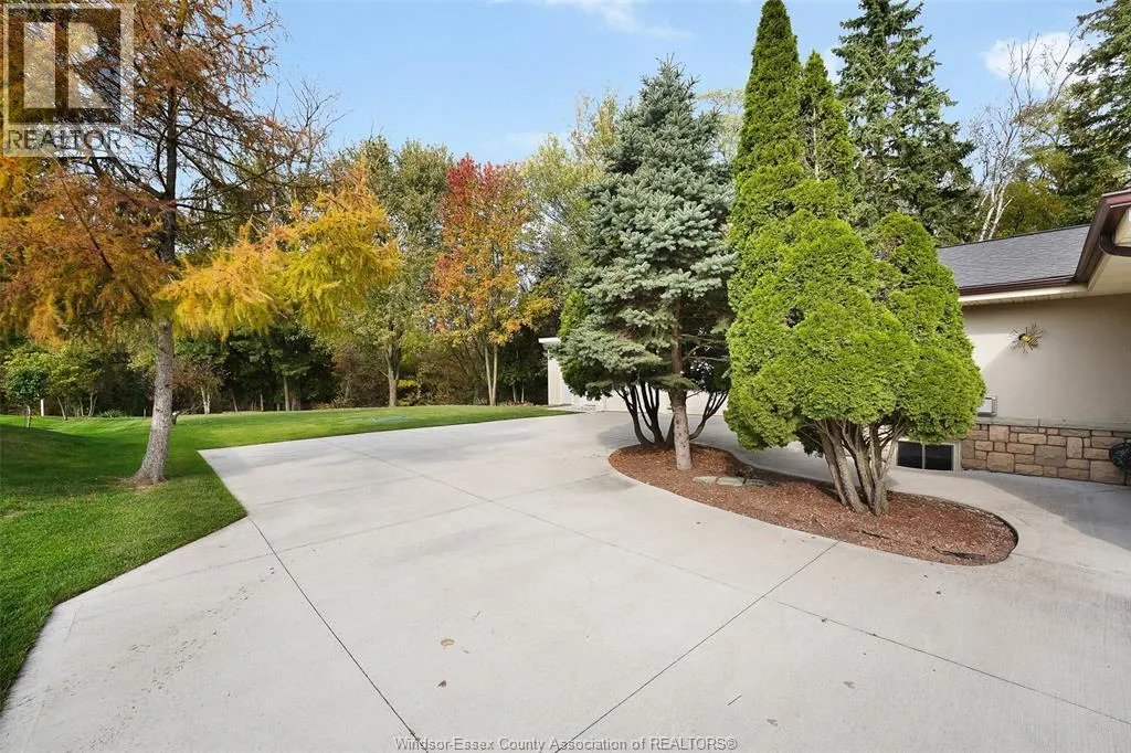 6944 CONCESSION 6 North