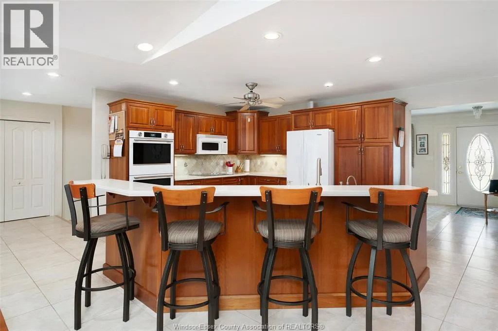 6944 CONCESSION 6 North