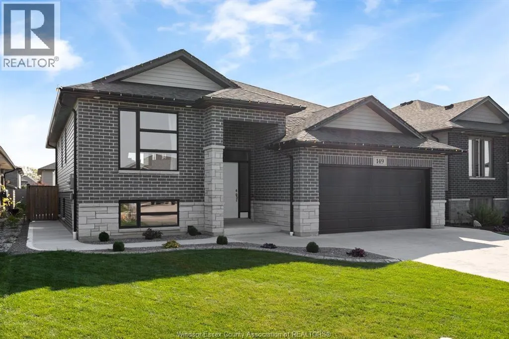 149 TOWNSVIEW COURT